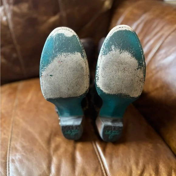 Cowgirl Boots - Picture 5 of 5